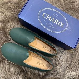 Charix hunter green flats 39
